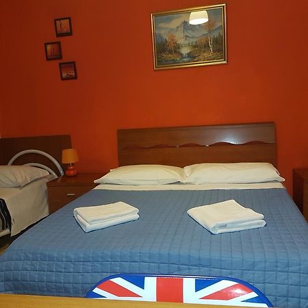 Guesthouse Ava روما المظهر الخارجي الصورة