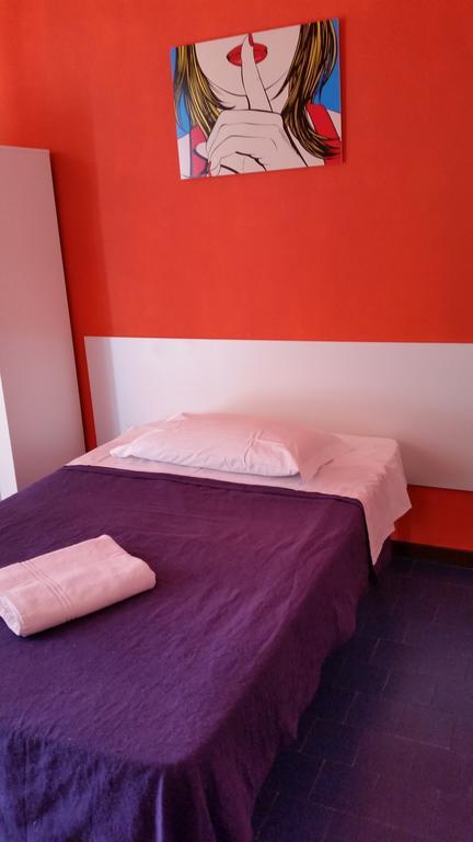 Guesthouse Ava روما الغرفة الصورة