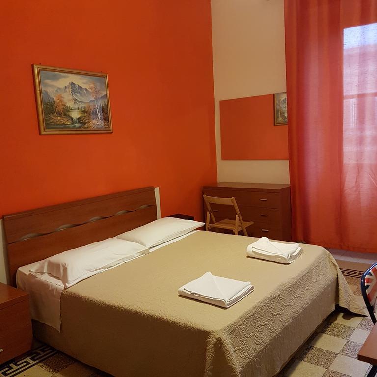 Guesthouse Ava روما المظهر الخارجي الصورة