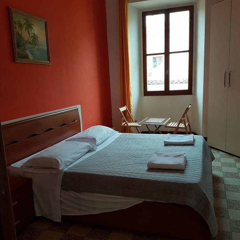Guesthouse Ava روما المظهر الخارجي الصورة